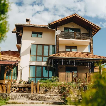 Gardenia Case de vacanță Gumoshtnik