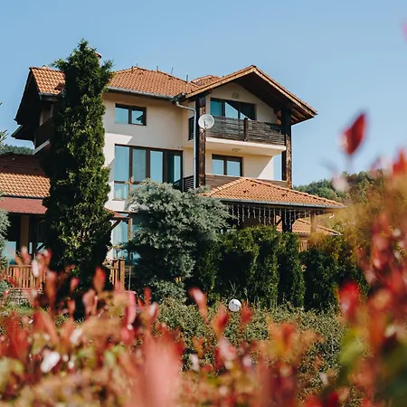 Gardenia Case de vacanță Gumoshtnik