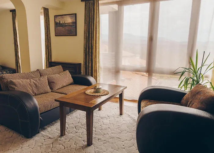 度假居 Gardenia Gumoshtnik