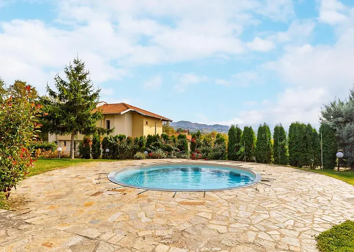 度假居 Gardenia Gumoshtnik